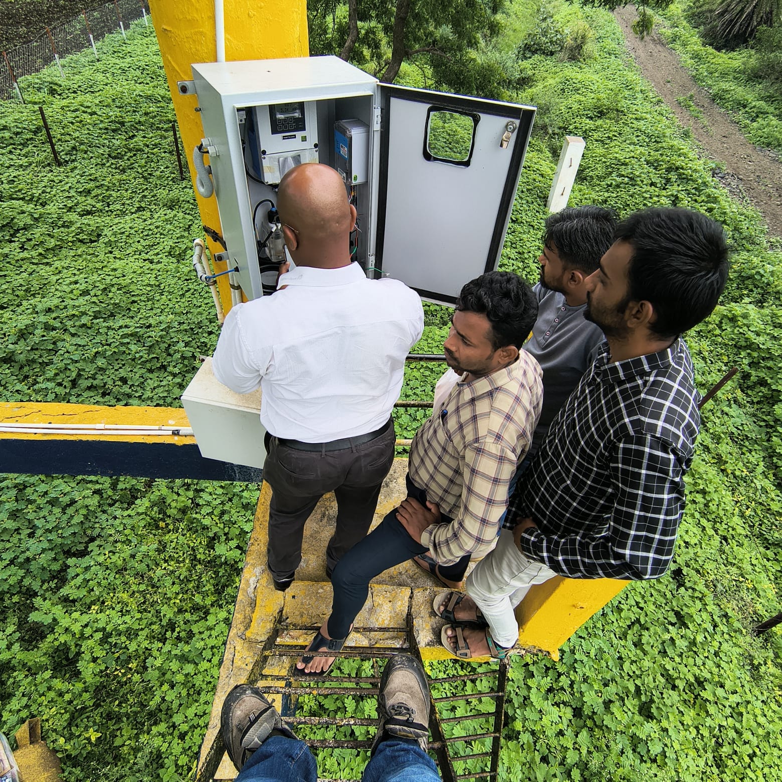 Water Quality Monitoring and Calibration Project
